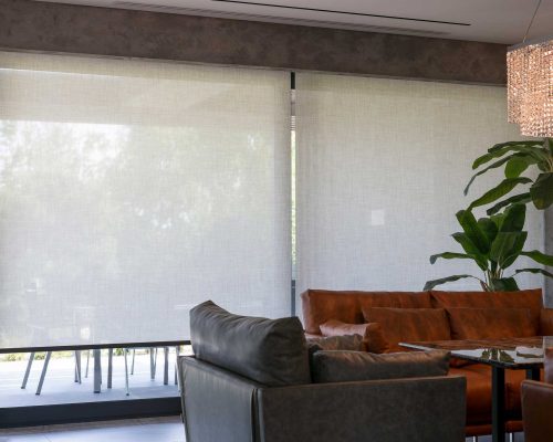 How_long_is_aluminum_alloy_doors_and_windows_after